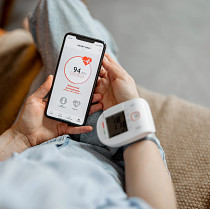 DHT wearables phone and watch, HumanFirst, digital health. DHT wearables phone and watch, HumanFirst, digital health.