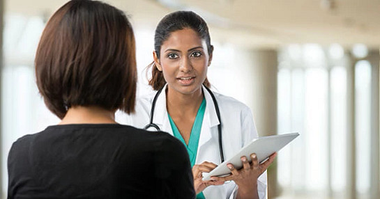 uuid_73e2ec35-4a80-494e-957d-8d5abebf38c6_doctor-patient-ipad